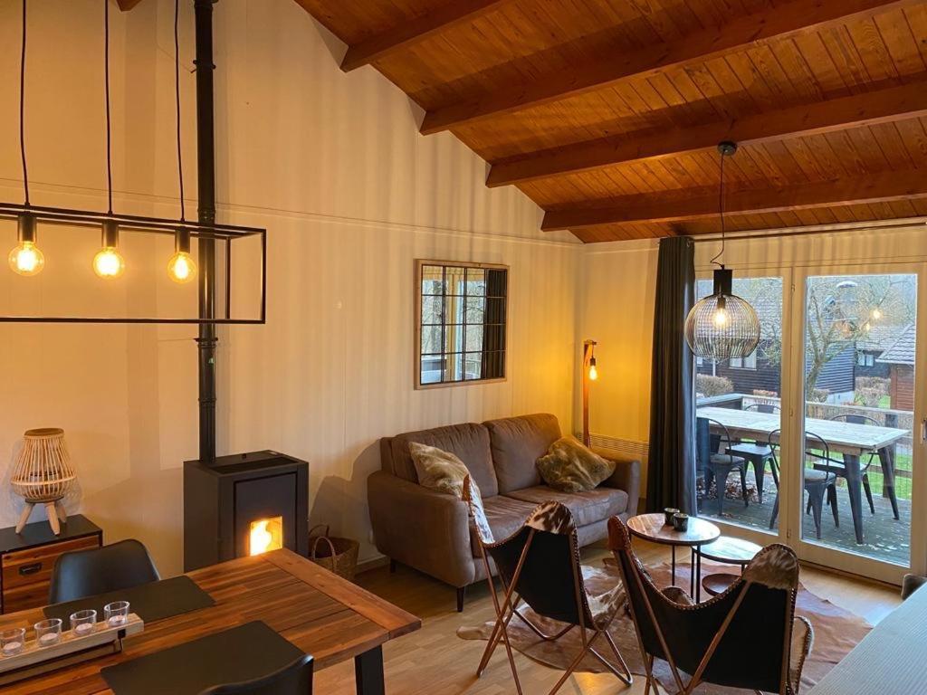Chalet103 In La Boverie Rendeux Zewnętrze zdjęcie